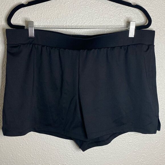 NWOT- Columbia-high rise- Black shorts- Size XL - Picture 1 of 7